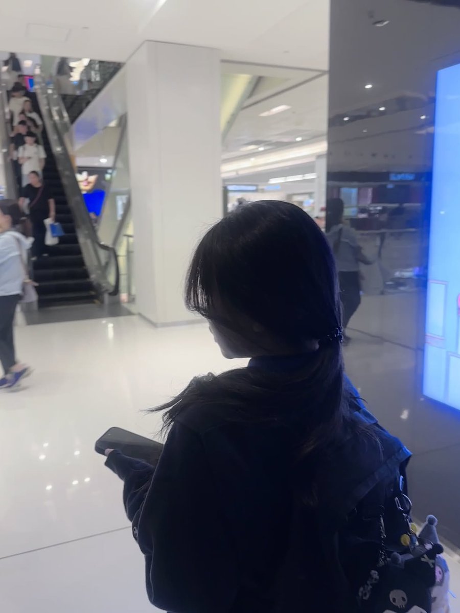 不吃榴莲 tweet media