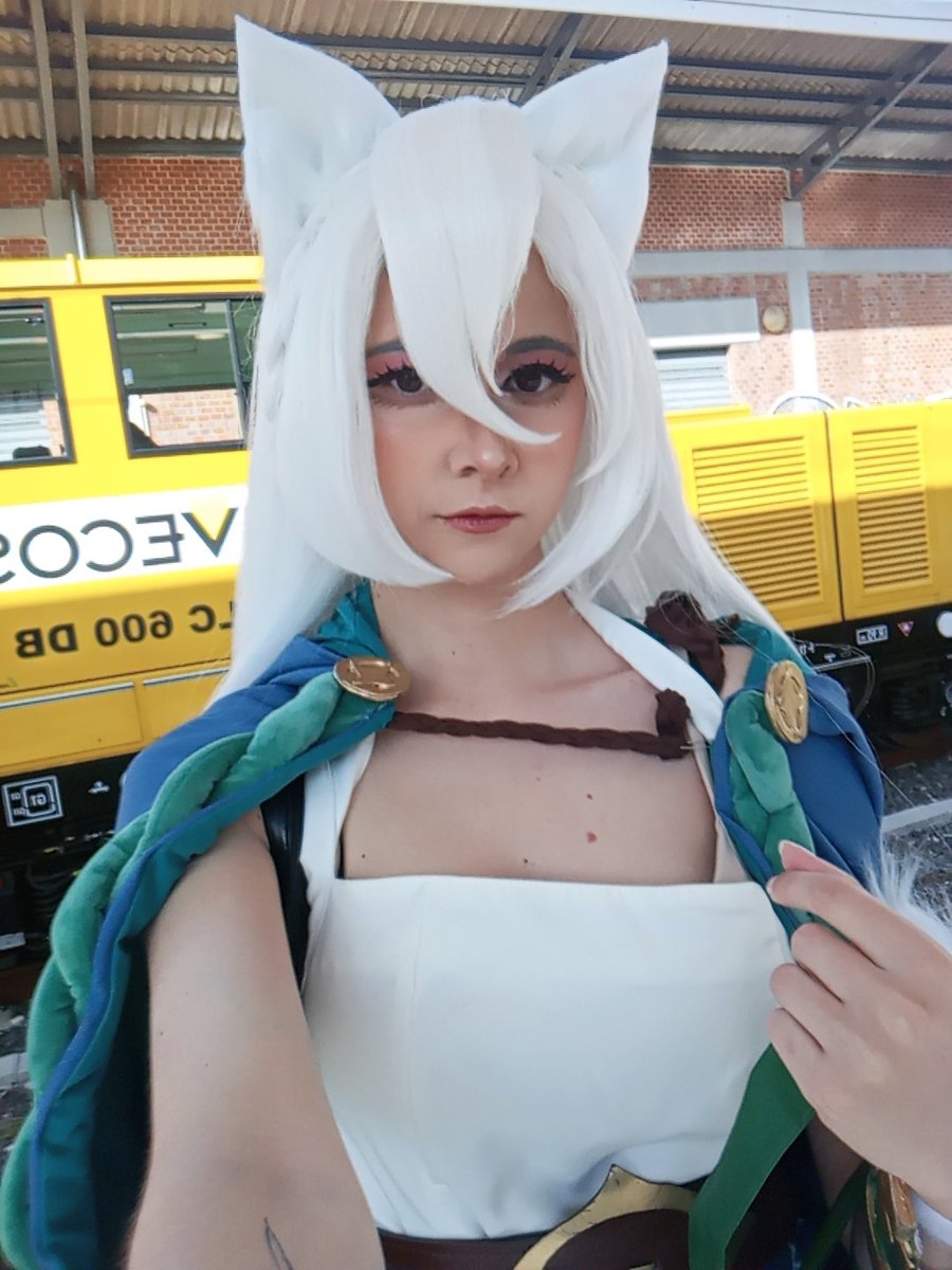 luu_exe's tweet photo. Ready for the convention and the photoset !!!
#solise #solisecosplay #afkjourneycosplay #afkjourney https://t.co/cTlWU851k7
