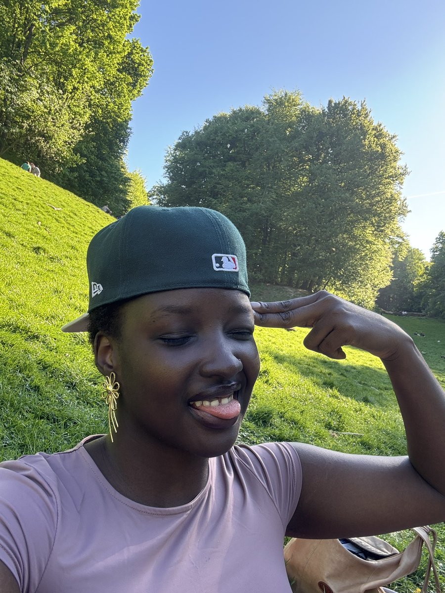 officialsaskay's tweet image. POV: a selfie from 2015