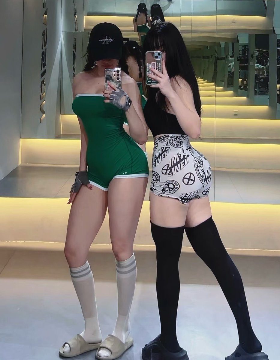 大屁股健身婊集中营 tweet media