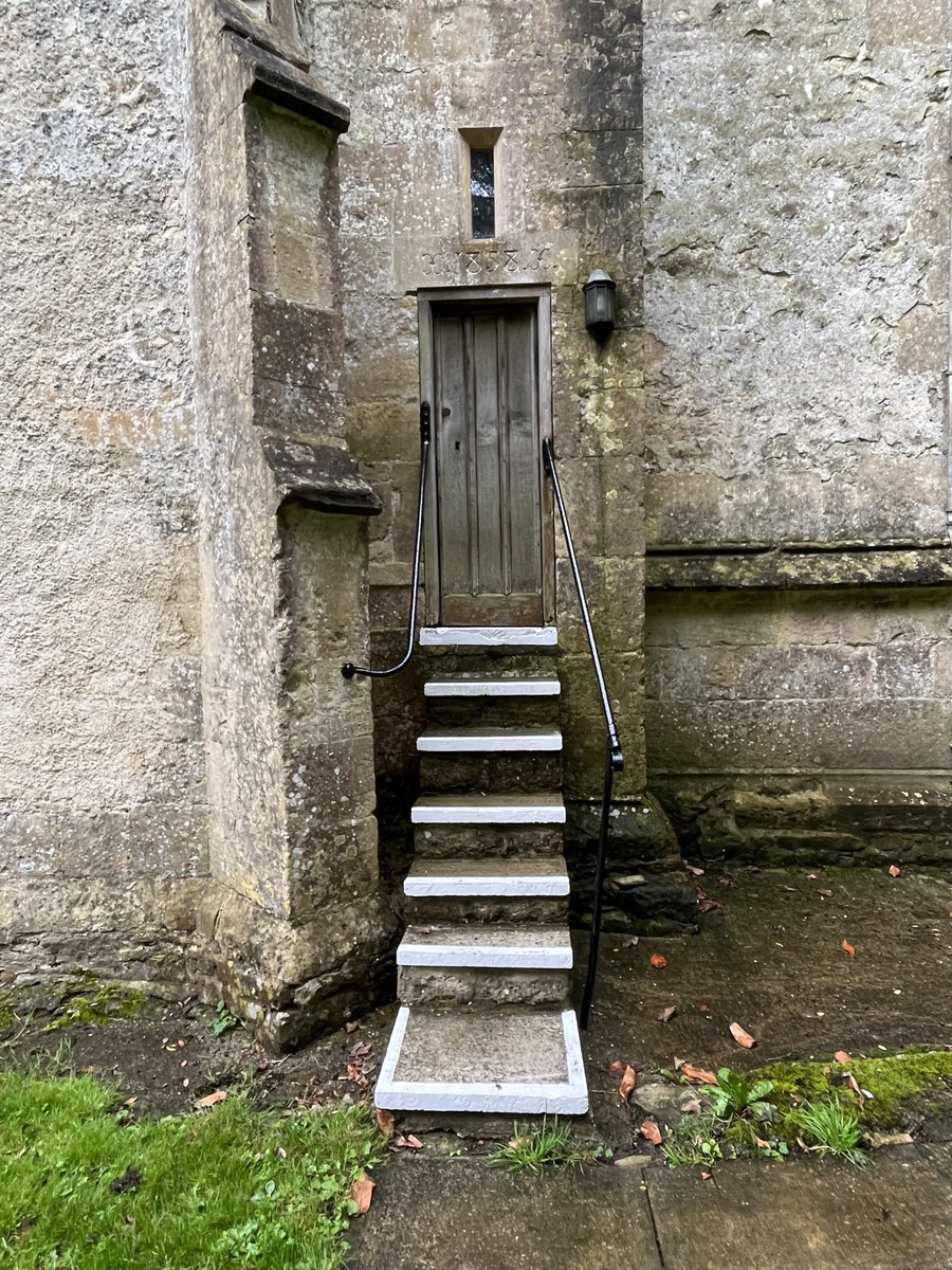 Barb_Drummond's tweet image. #LydiardMillicent #StaircaseSaturday