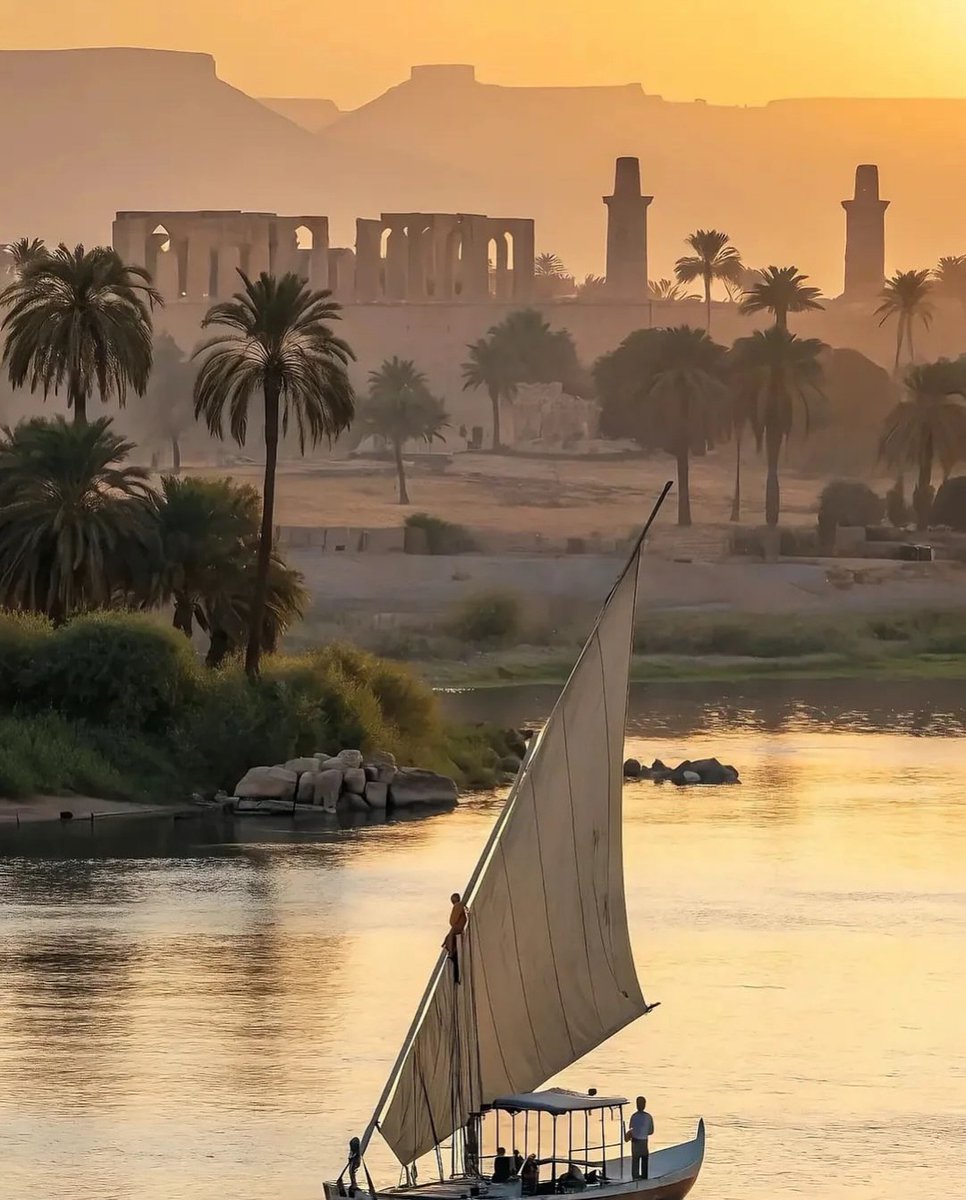 hikingtheglobe0's tweet photo. Egypt https://t.co/uGMaKTIkP6
