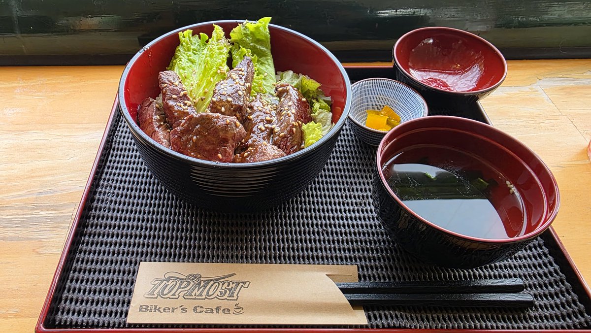 sw_solidslash's tweet photo. トップモストさんでお腹一杯。今日も美味しい食事をありがとう❤
#topmost 
#トリシティ https://t.co/NvHlhrjGI0