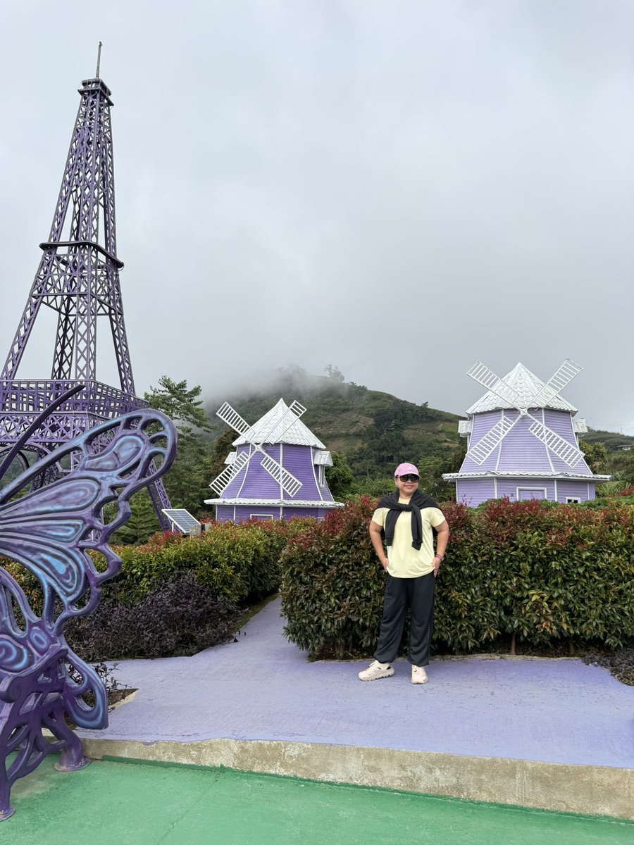 Shine2007_mj's tweet image. finally may time na mag unwind bago bumalik ng Canada. Thank you Lord sa blessings. Fambam getaway. Mom watching over us  from Heaven.🙏 💙💙🇵🇭 #itsmorefuninthePhilippines #Vacation2026 #greatful #blessed