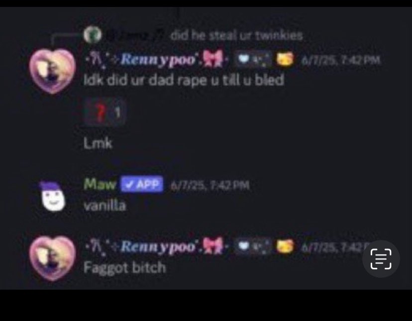 Thesehoesenderr tweet media