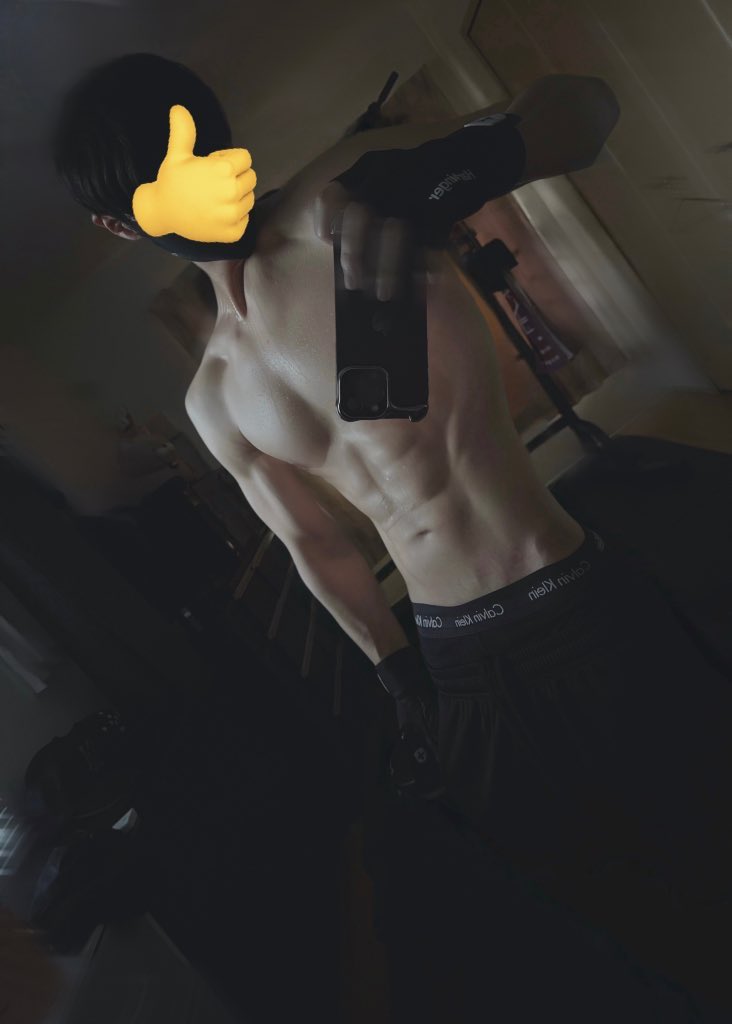 暴君 tweet media