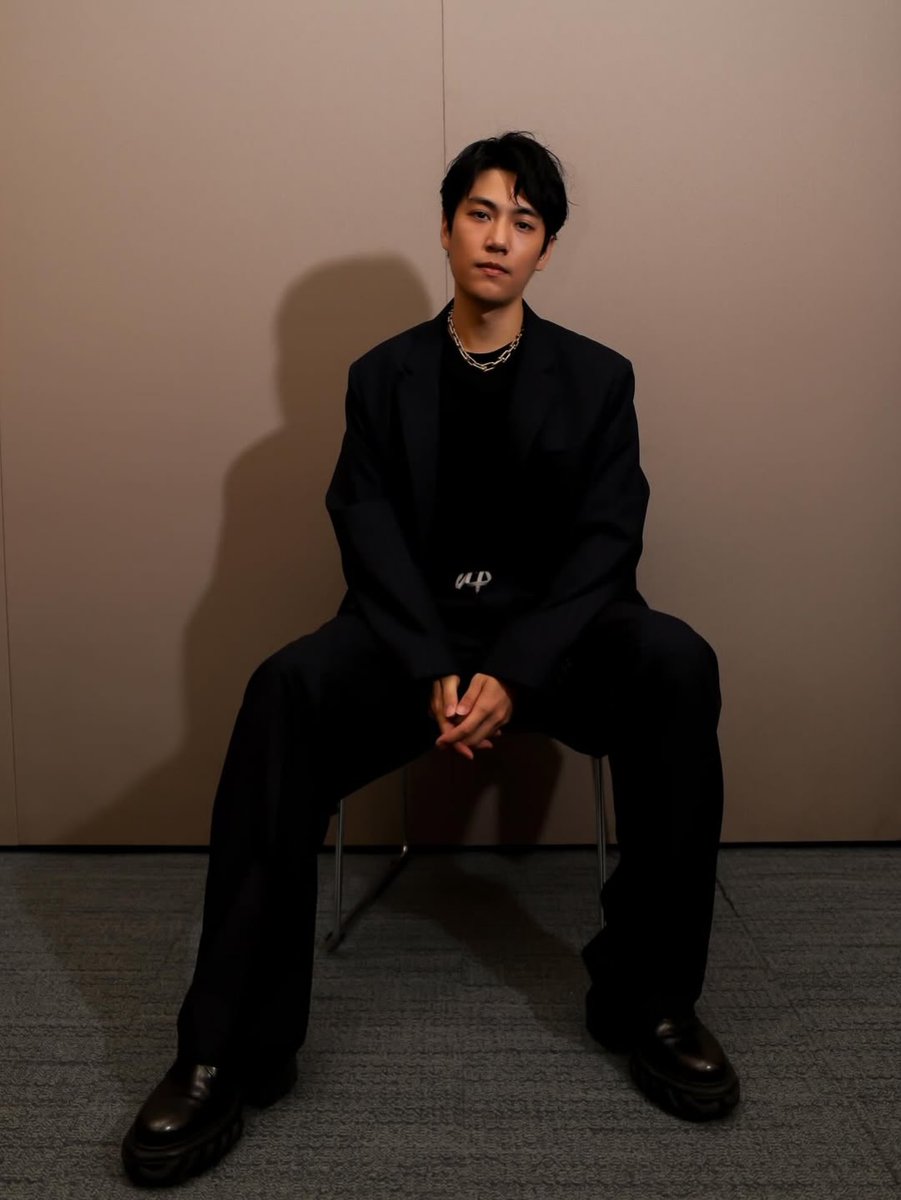 neko00839087's tweet photo. 韋元さんのIGに💜ずーさん🥰
#Stylingwork for #林子閎 @sam_spexial 香港國際影視節
-
Makeup @million516
Hair @ben_underhair
Stylist by me 🧏‍♂️
https://t.co/LxavWw0gID
cr.williamyuan_ IG https://t.co/e20HalpWDd