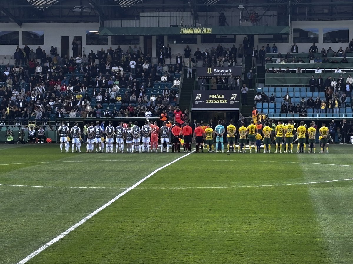MirecGabriel's tweet photo. Ďakujeme #mskzilina aj #fckosice za krásny zápas. Pohár je konečne doma. https://t.co/JmMmXQ0eCy