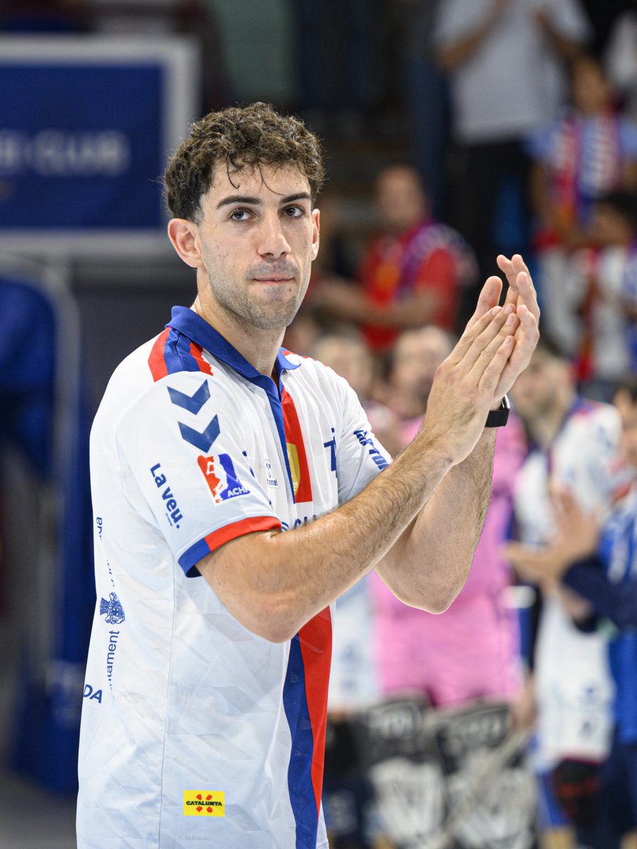 IgualadaHC's tweet photo. 💙GRÀCIES PER TOT❤️

Ahir Les Comes va viure una nit molt especial.

Però això no s’acaba aquí.
Arriben els playoffs… i volem seguir somiant. Encara ens queden moltes nits per gaudir a Les Comes.

Perquè som l’Igualada Hoquei Club.
I caminem sempre endavant!💙❤️

📸 @isaacnasu https://t.co/Mpbakc5nCY