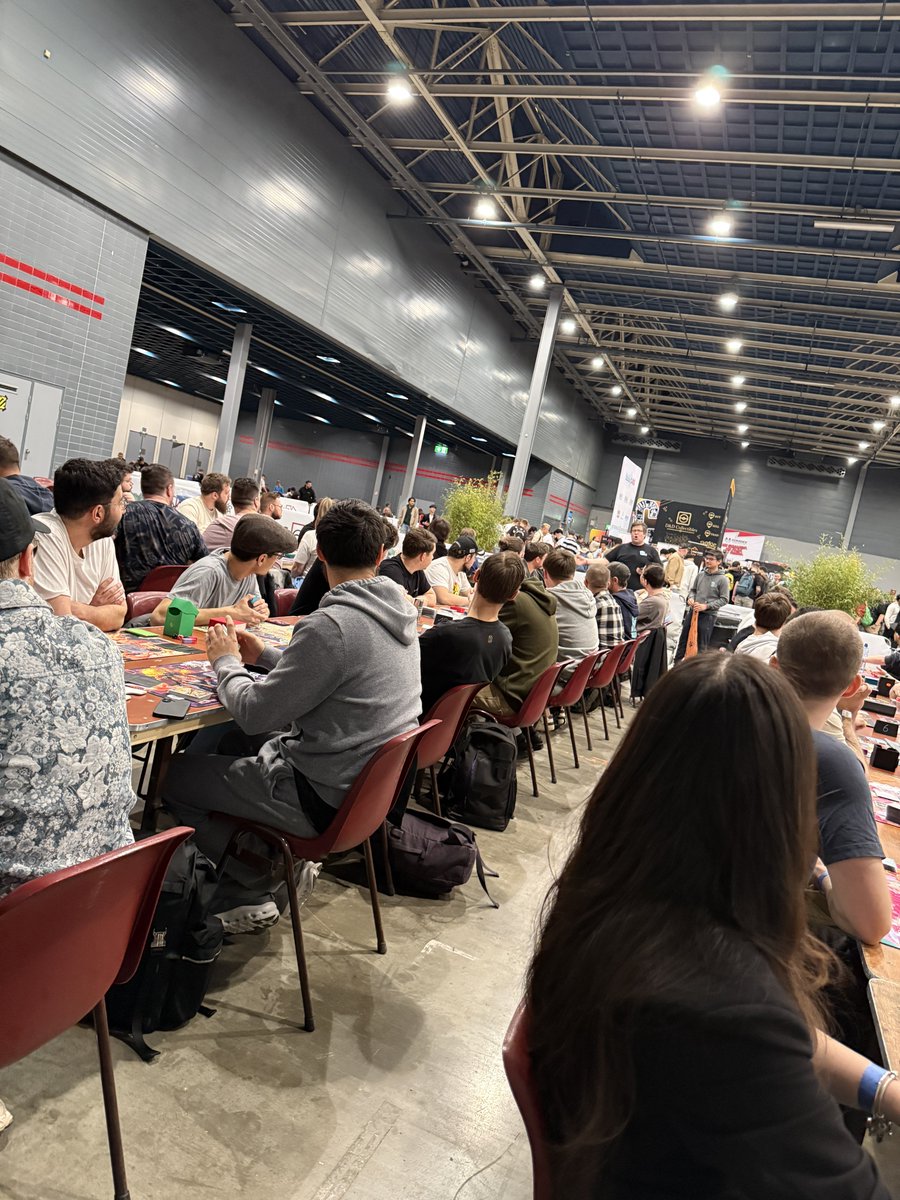 OPTCGDaniel's tweet photo. Playing in the @Chinoize_ cup https://t.co/QnMYpyvhD8