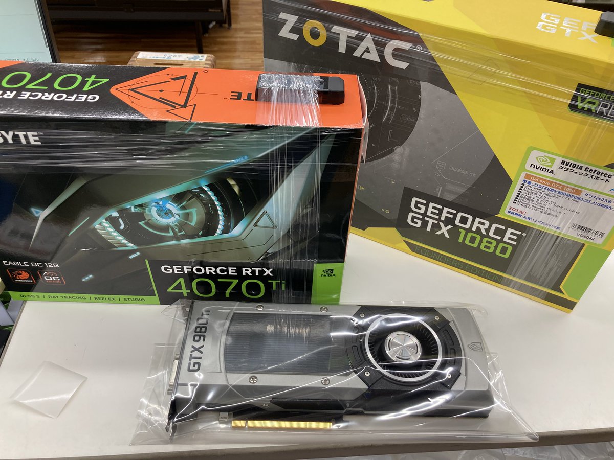 Ho210409's tweet photo. グラフィックボード入荷しましたー。

＃ハードオフ
＃ハドフ
＃HARD・OFF
＃ハードオフ末広店 https://t.co/xxHKWMdSCU