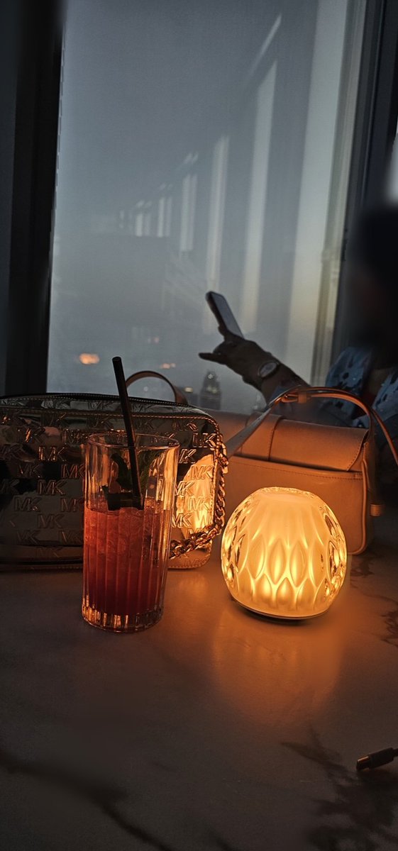 dard_e_disco_'s tweet photo. So glad to have that one friend I can call anytime...my bestie 🤍 No filters, no overthinking, just real talks about life, chaos, dreams...everything. Been there before but yesterday hit differently. Same place, new memories. Some moments just feel warmer when shared.
#Moments https://t.co/NXn7Hya9hj
