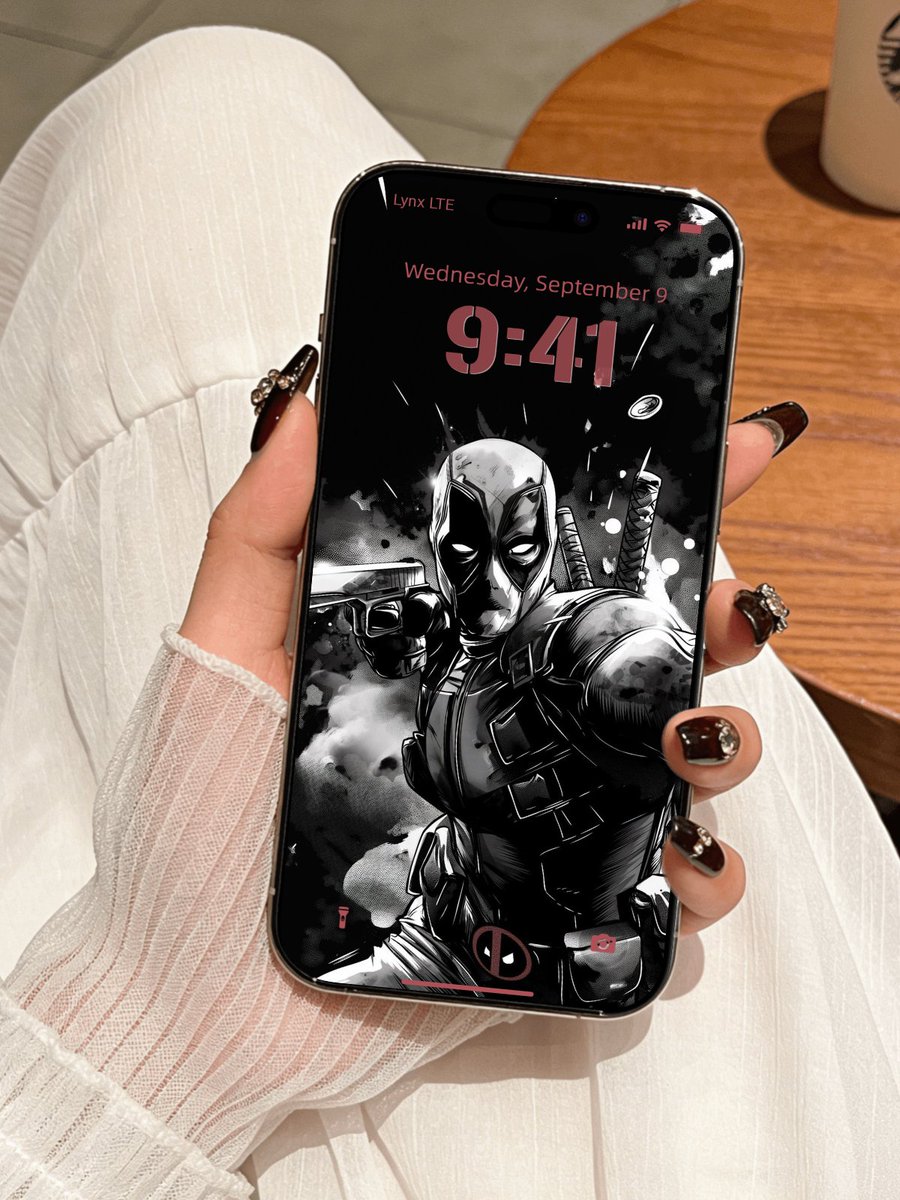 lynxchizzy's tweet image. Let's see your wallpaper here's mine 😉 
#Deadpool #wallpapers