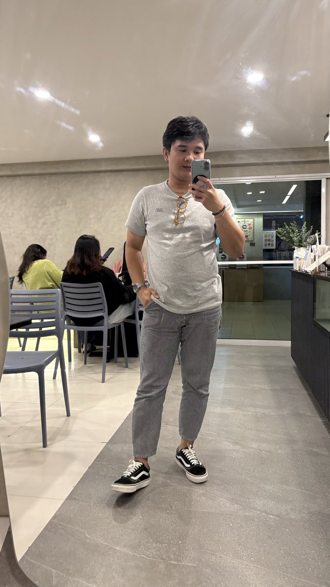 ghostedbymany's tweet photo. Bloated man siguro ko oy! https://t.co/Bsrm6Rc3iQ