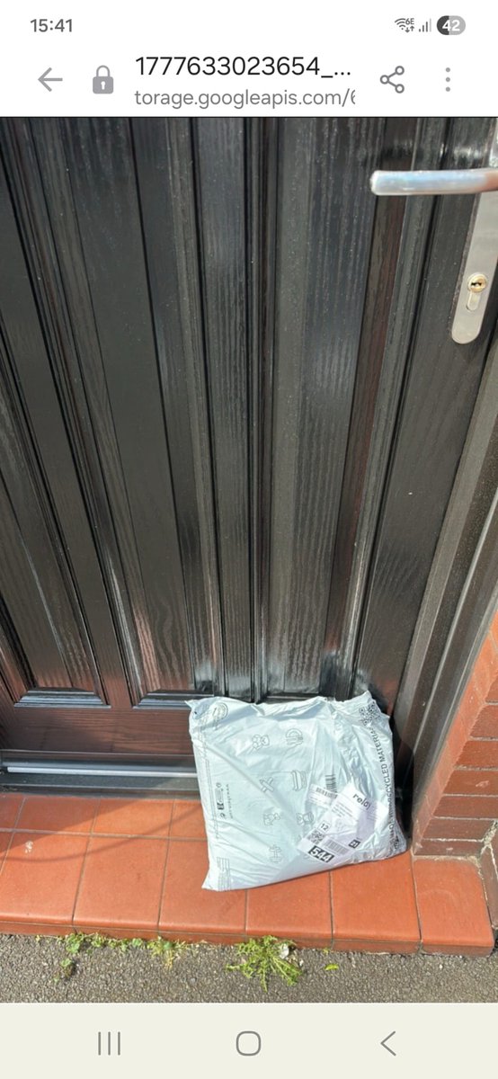 caddymart's tweet photo. @SHEIN_Official This isn’t delivery, it’s abandonment!! Left on my street in full view for hours whilst we were at work. Now gone.
Section 29 Consumer Rights Act 2015: still your responsibility until in my possession.
Fix this!! #Shein #DeliveryFail #OnlineShopping #ParcelTheft https://t.co/BO7WRD50TE