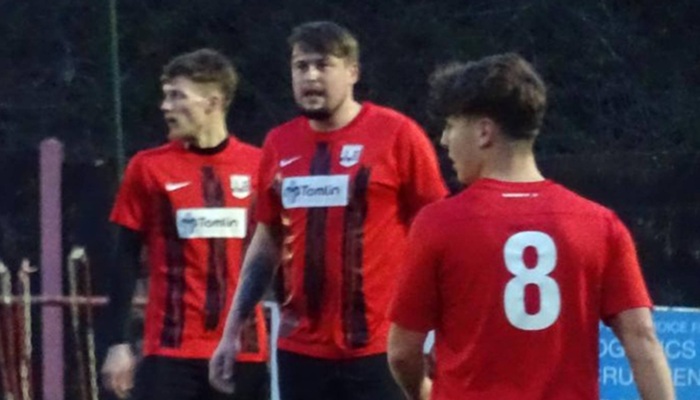 petermannwriter's tweet photo. Ahead of the closing games in the @CentralMidsAll, I caught up with @TeversalFC manager #DaveTurner and @SJRWorksopFC boss #KyleWesley as they face each other twice in next few days; read via @SportNottm #Tevie https://t.co/s7BgHpH7KX 
#SJR https://t.co/qDn5coTOGj https://t.co/Qn2W30XKd0
