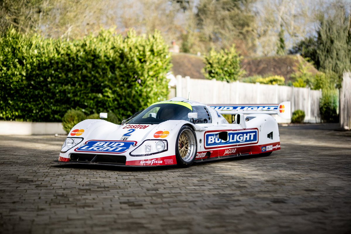 Rinoire's tweet image. #Caturday
#Jaguar XJR-10