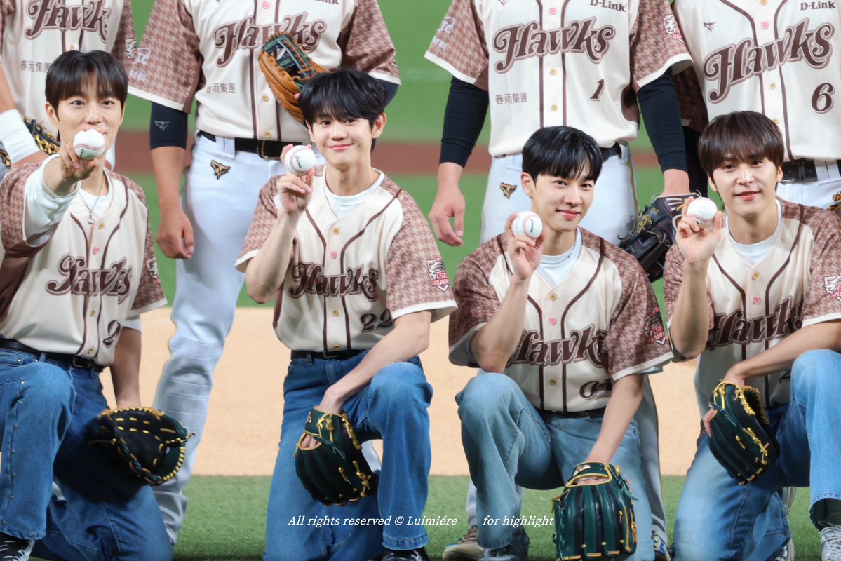 luimiere1016's tweet image. 260502 TSG HAWKS
#하이라이트 #비스트 #HIGHLIGHT #BEAST #윤두준 #양요섭 #이기광 #손동운