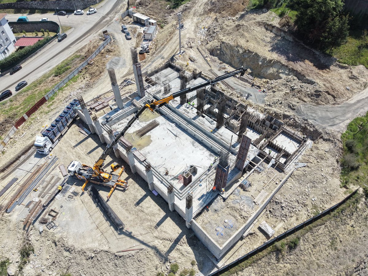 osmancelikSRD's tweet photo. Serdivan’ımızda yüzme havuzu projemiz planlandığı gibi ilerliyor.

Çocuklarımız ve gençlerimiz için güçlü bir spor altyapısı inşa ediyoruz.

#SerdivandaProjeHiçBitmez https://t.co/wNT0okdmFN