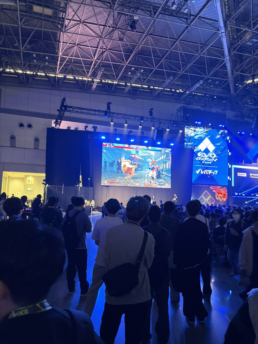 Ri_SSBU's tweet photo. EVO JAPAN見に行ってきた！！ https://t.co/RZz0r5w1wh