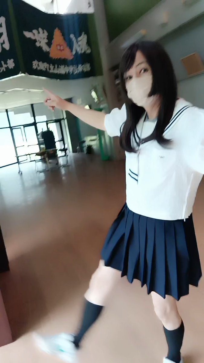 李花女王💫制服こすぷれいやぁ tweet media
