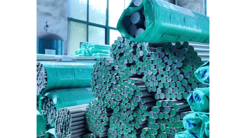 LianzhiM26884's tweet image. From raw production to carefully packaged orders, every metal bar is handled with precision and care.#MetalSupply #IndustrialMaterials #StainlessSteel #FactoryDirect #MetalManufacturing #ReadyToShip