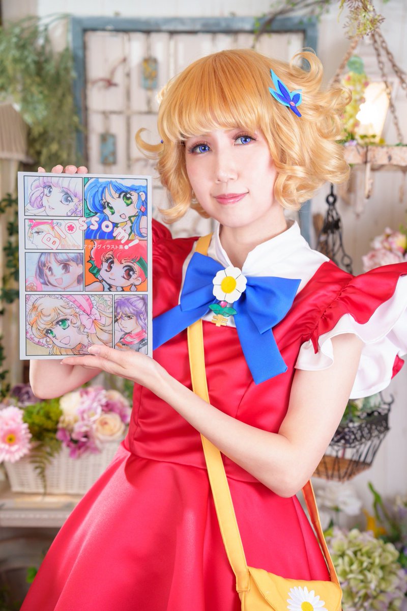 ukiuki1015's tweet photo. #美少女パラダイスGWスペシャル まであと4日！

あの頃のワクワク、ときめき…そんな懐かしい想いや好きが爆発してる即売会です💥

ルンルンが持ってるような素敵な本、色紙やグッズで溢れています❣️

📚:瀬川ゆまさん▶︎@47oekaki 
※掲載許可済
📷:メッサーさん

#美少女パラダイス 
#うきうっきぃ https://t.co/xfX5nF1HKs