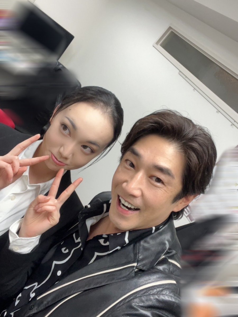 hikarukoshibata's tweet photo. 【地獄の芸能事務所 part7】公開されました🎬✨

撮影当日の津田さんとの一枚📸
現場は終始あたたかくて、
たくさん笑わせてもらいました🤭✨

作品の中とのギャップも
ぜひ楽しんでいただけたら嬉しいです😏

ぜひご覧ください！
https://t.co/Z5YT7tBOOg

#浅田光
#津田英佑
#ひかるこ https://t.co/0HuwvYrfFE