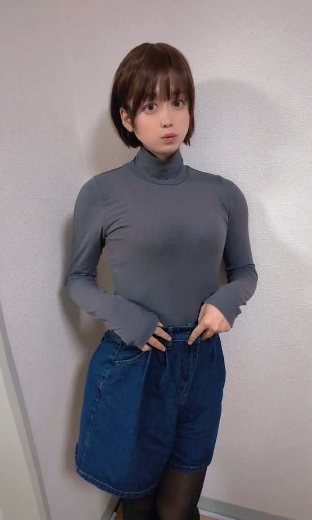 rinxtwsub2's tweet photo. ぴっちり目な服好きな人多い？
好みだったらいっぱい褒めてね✌
#女装 #男の娘  #偽娘 #女装男子は自撮りを上げろ https://t.co/BDYyinn0uB