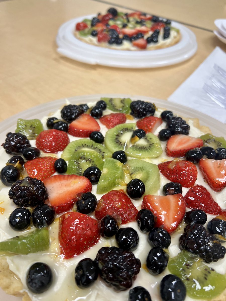 karenmcamp's tweet image. #style when one fruit pizza isn’t enough -I styled two! #DailyPictureTheme