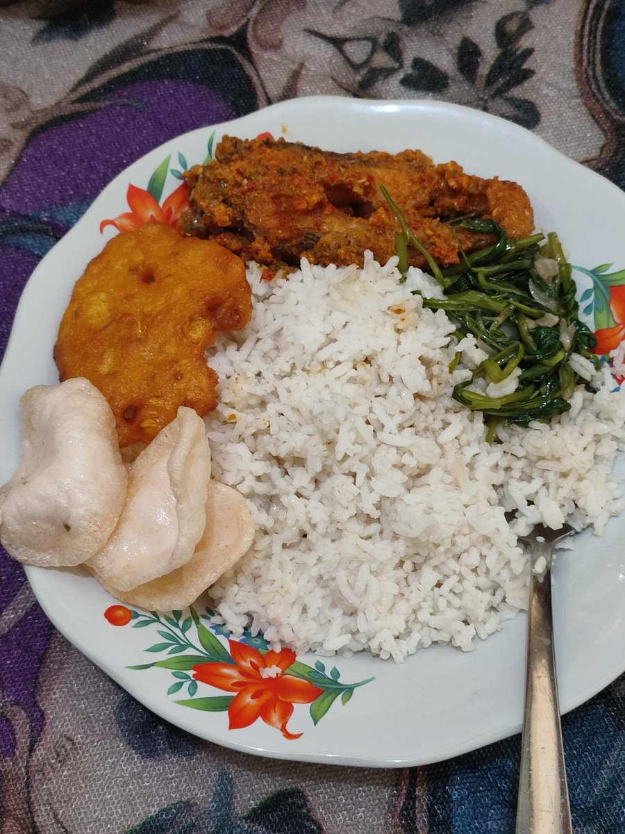 banzar92's tweet photo. #MBG (Masakan Bini Gue)

Mari makann... https://t.co/JtVQ5rUR2e