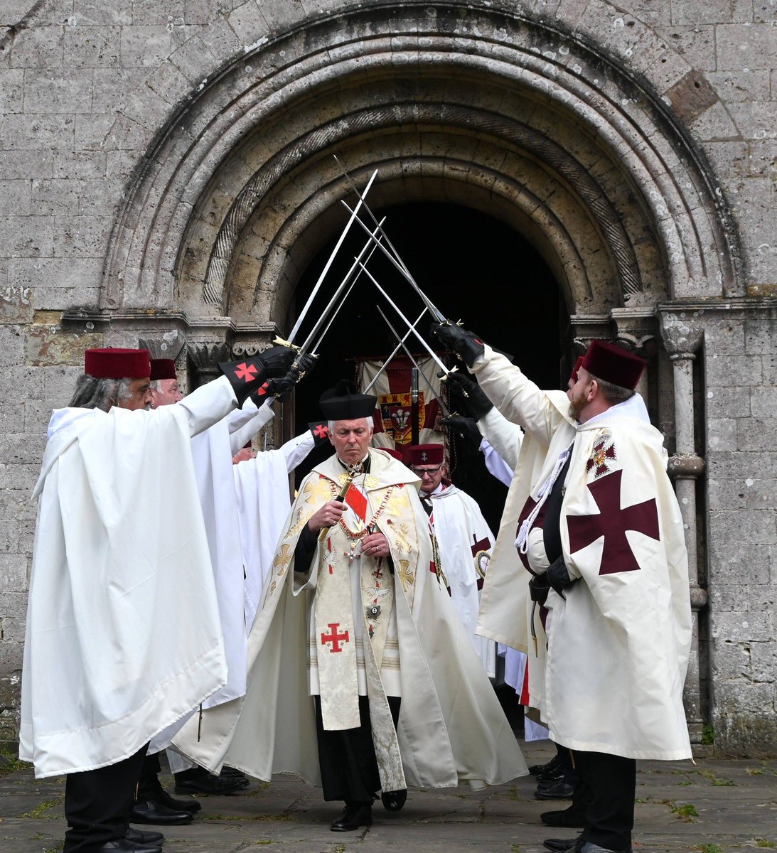 monmasons's tweet photo. A well-attended Annual Church Service of the Province of Monmouth and South Wales #KnightsTemplar took place at Margam Abbey on Sunday 26th April 2026.  

Read the full story here: https://t.co/YAtwxUu8T6 https://t.co/HTfadeCZ04