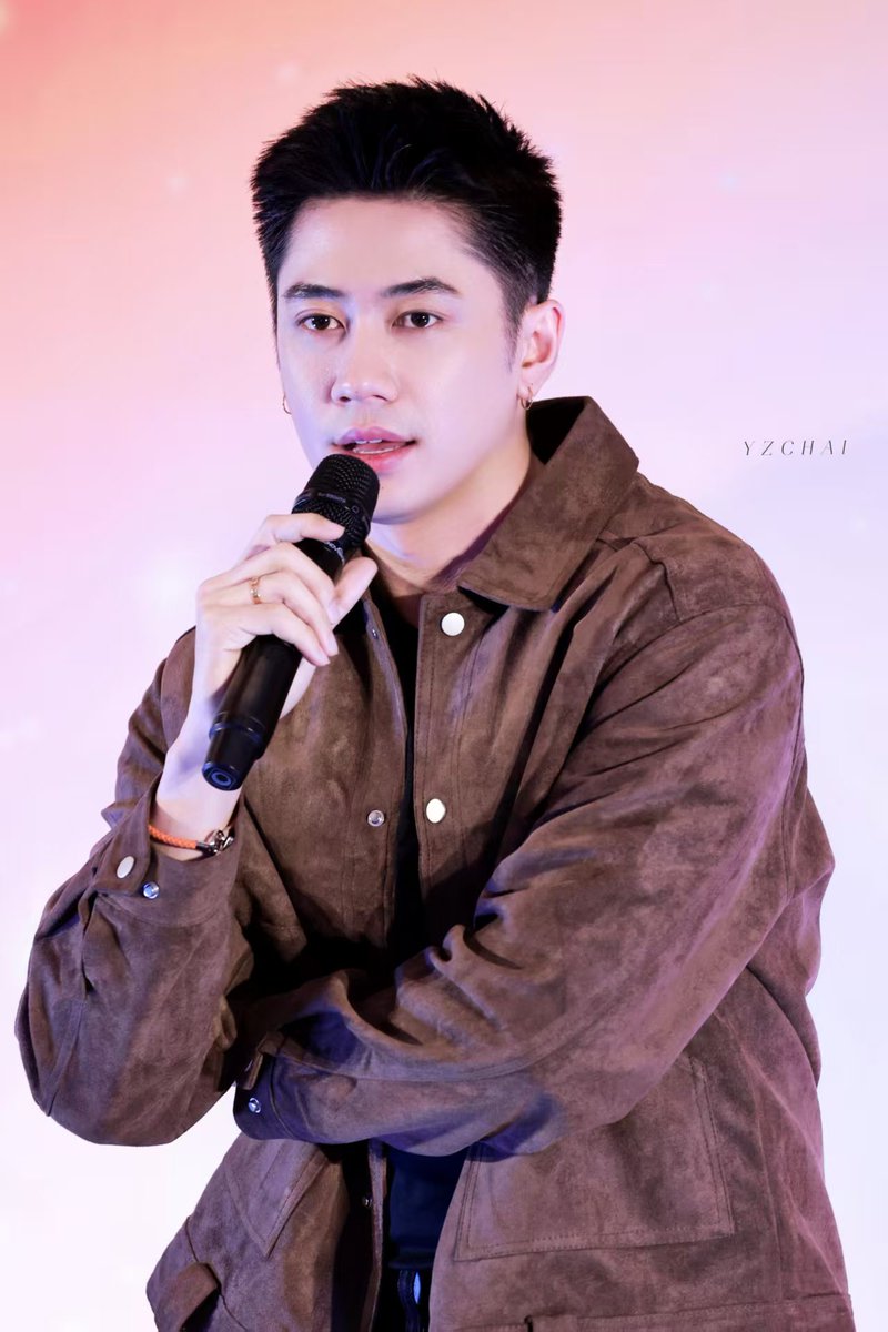 Jane_S_822's tweet photo. 今天的呵叻…有谁来了？！
请看～⬇️

JAM AT THE MALL KORAT

#InspireBeautyxjam
#แจมรชตะ
@RachataJam https://t.co/1XMs2BkCJD