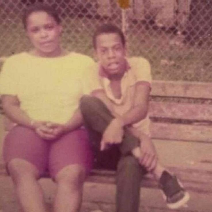 Jabz_CFC's tweet photo. Jay-z at age 12 before the fame. https://t.co/gIlKIRXBkX