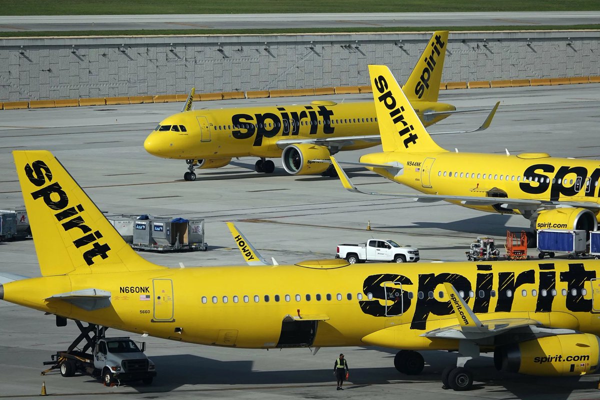 223_pilot's tweet image. "The cab of the air" took its final ride. Not fancy, not perfect but it carried dreams, reunions, and first flights for millions.

From last-minute trips to life-changing journeys it was there.

Thank you @SpiritAirlines for the memories and unforgettable memes. 
💛🖤 #EndOfAnEra
