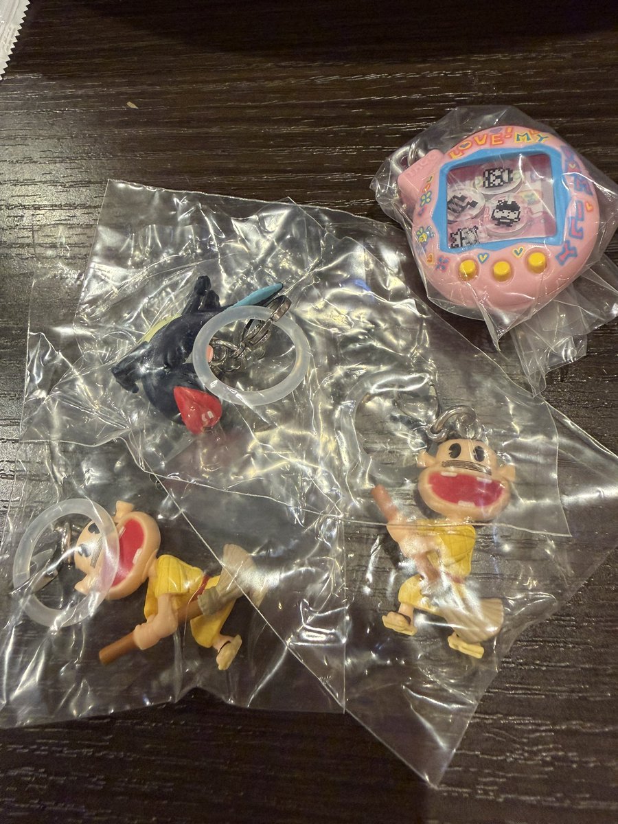 取引 tweet media