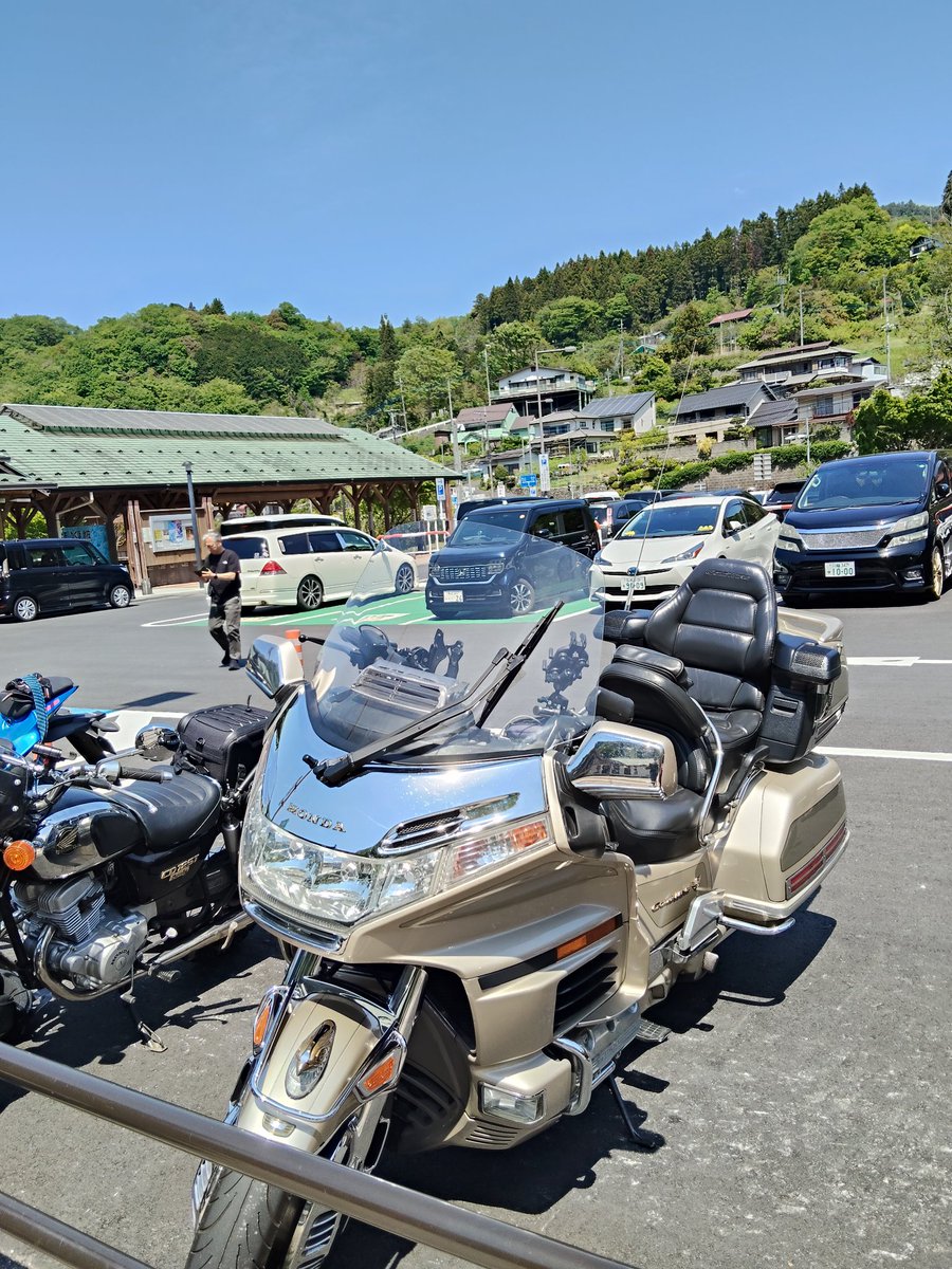Ptan_GL1500's tweet photo. 芦ヶ久保と小鹿野へツーリング
#バイク #gl1500 #goldwing #芦ヶ久保 #小鹿野 #ツーリング https://t.co/h6pAeCYQN2