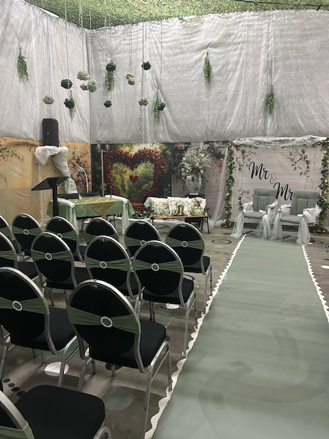 MMMetamorphosis's tweet photo. M.M. Metamorphosis bruiloft feest ingericht in een boerderij schuur.

Dus ook voor u feestzaal aankleding zijn we u van dienst.
We helpen met het nadenken over indeling van de ruimte en inrichten.
Voor meer informatie mail: marjolein.m@tiscali.nl https://t.co/dlKMUY5Ao7