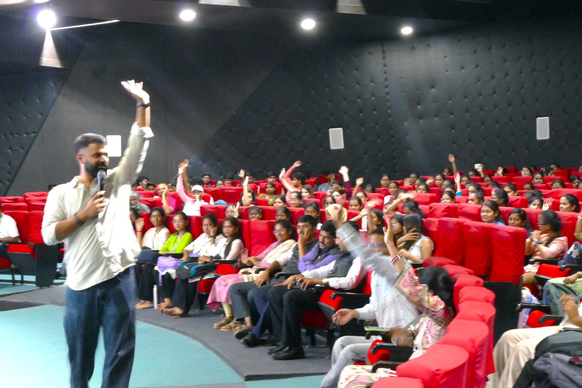 SvceBengaluru's tweet image. Rejuvenating minds &amp;amp; nurturing well-being!

Recreation &amp;amp; Informal Networking Club of SVCE Autonomous, Bengaluru, organized a session on “FOCUS – Stress Management &amp;amp; Well Being” on 29-04-2026 by experts from Art of Living
#SVCEBengaluru #WellBeing #FOCUS #Mindfulness #ArtOfLiving