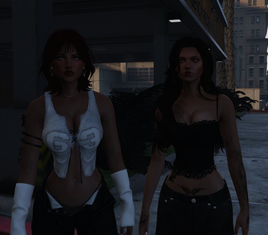 Saracasticcc's tweet photo. Forgotten RP opens back up tonight at 7 pm EST! 

My character enters her short red hair eraaa 
Will be reigniting my GTA V fivem addiction yup https://t.co/e0NfsGJ6to
