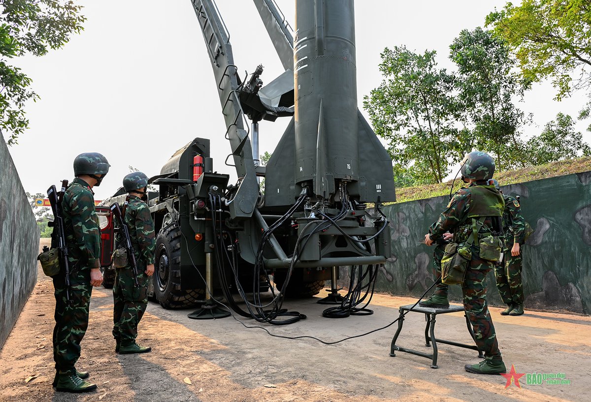 trip_to_valkiri's tweet image. Scud tactical ballistic missile in service with the People's Army of Vietnam, April 2026 period.