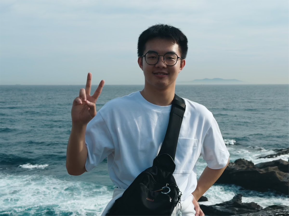 Felix.壁咚 tweet media