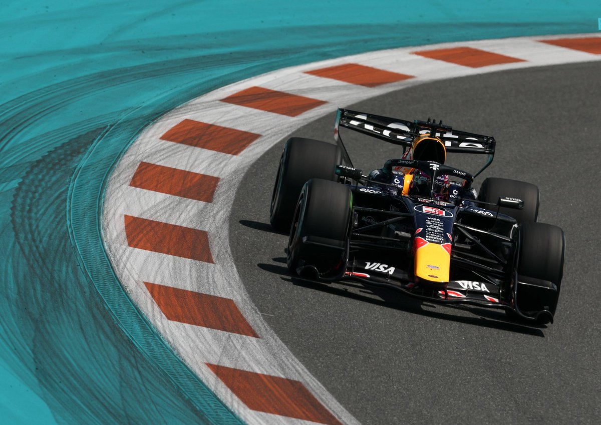 gmackaaij's tweet image. Iiiiittttssss sprintrace Day @Max33Verstappen foto @redbullracing #champ #f1 #MiamiGP #GOMAX