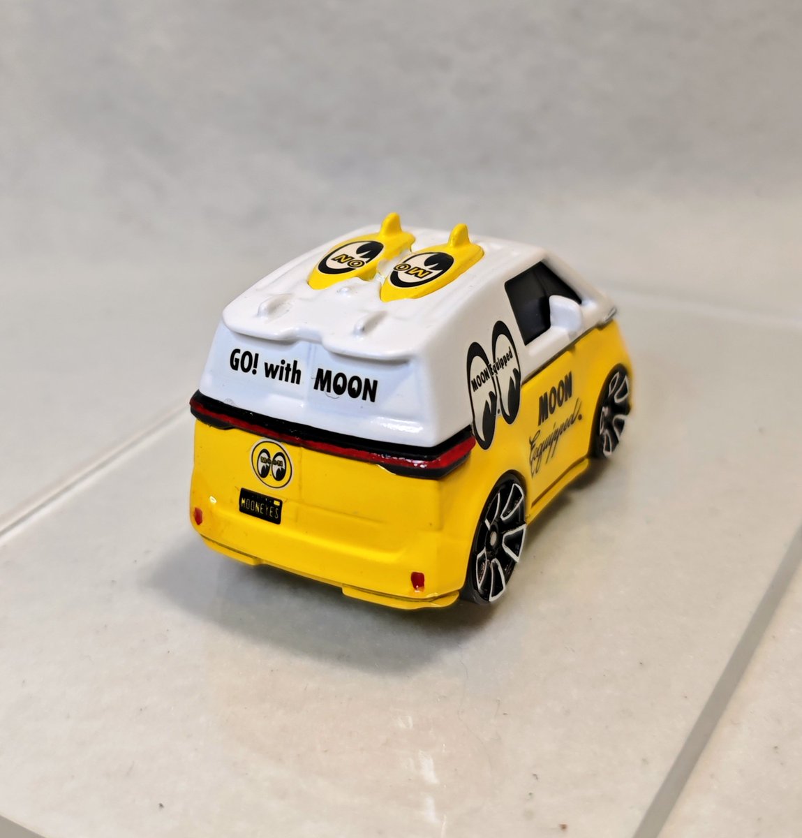 ホットウィール MOON 4set Yahoo!オークション - 「mooneyes ムーンアイズ」ホットウィール