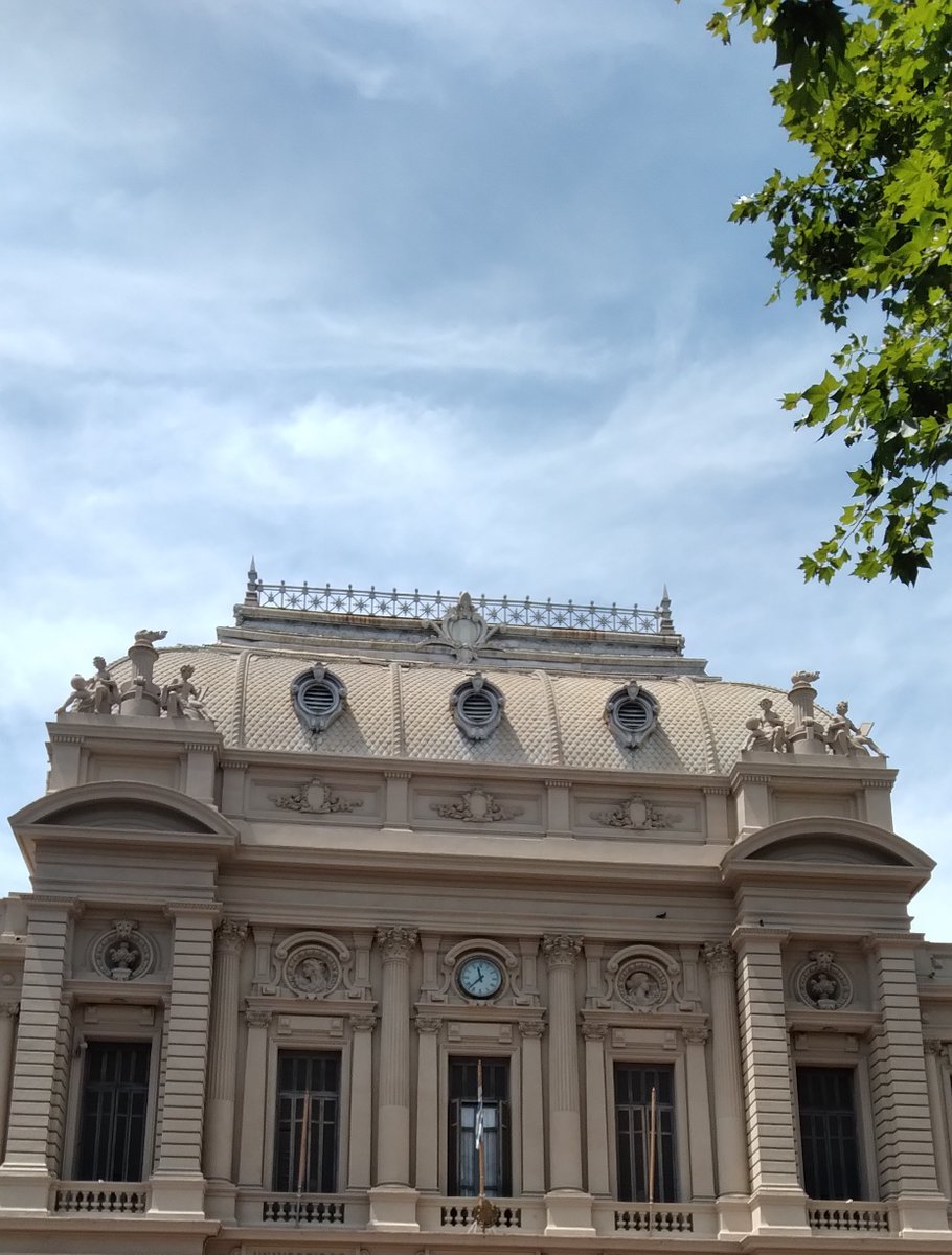 Lopezlaila1's tweet image. #Día122 #Universidad de la República (edificio central) #Montevideo #Uruguay