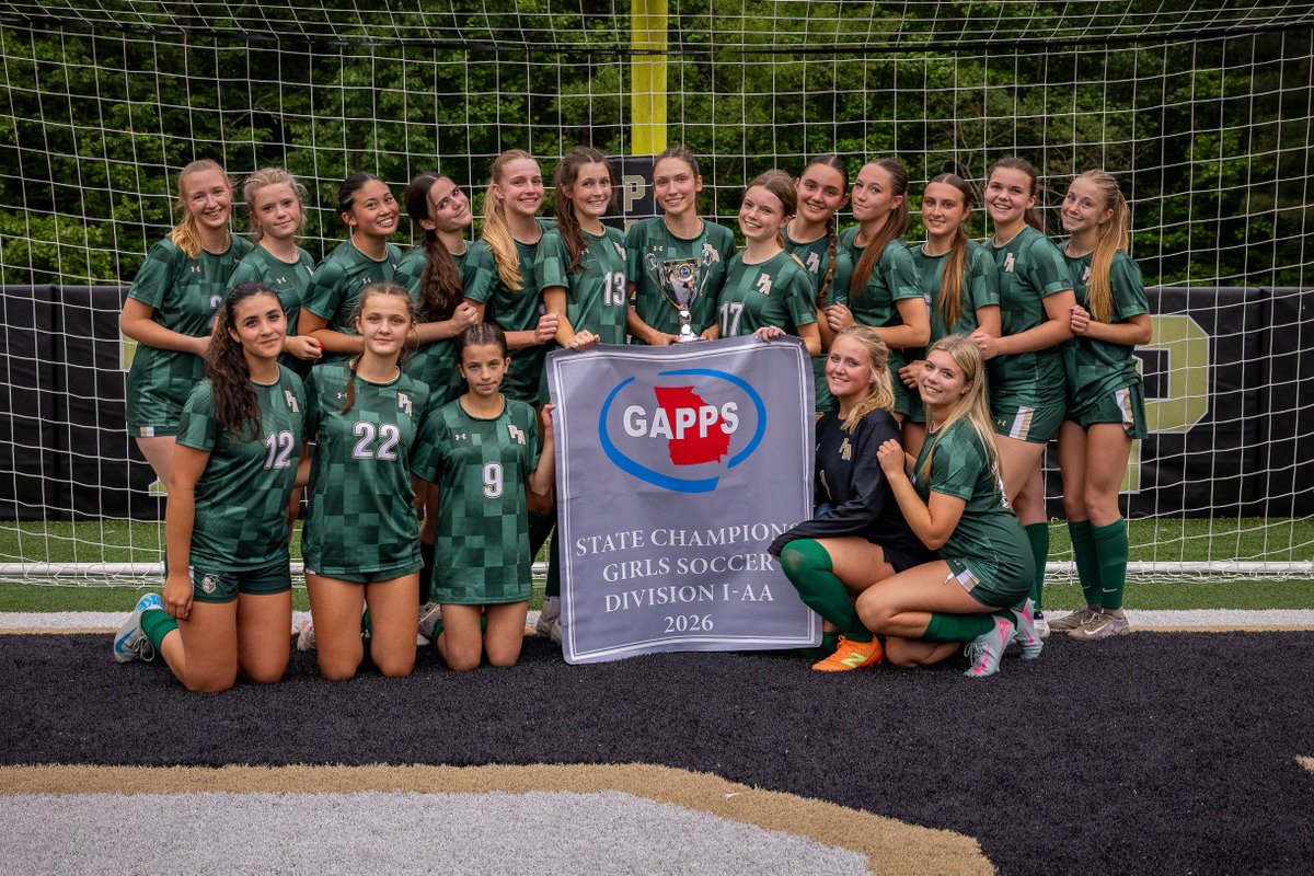 CoachCoury6's tweet photo. An amazing group of young ladies. Last night they finished an incredible season in championship style. 
@PinecrestAcadem
@ForsythSports
@mirzam78 https://t.co/EMVhHcLKwm