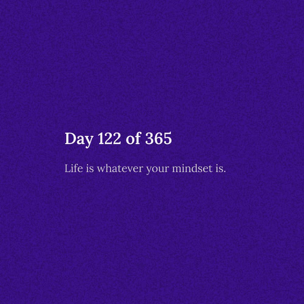 LUHGEEK_ME's tweet image. #Day122 of #365Days 💜

Good Morning Guys 😊

Trust you are enjoying the month.

So, Today's Episode 🚀

Your mindset is the lens that colors everything—wins feel bigger, losses feel lighter, and every setback becomes a setup for growth. 

THREAD POST 🧵