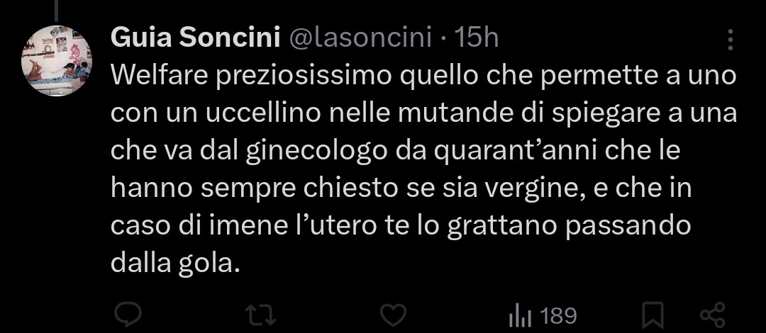 BigCrunch234's tweet photo. @flowerynanami @lasoncini Signora Soncini, ho replicato a quello che ha scritto. È lei che ora contraddice sé stessa, e non se ne rende conto (basta la logica, uccellino o farfallina non rileva). E l'idiozia penosa della sua malriuscita boutade sulla "bocca" non fa che confermare la mia chiosa precedente. https://t.co/nTQdxPppun