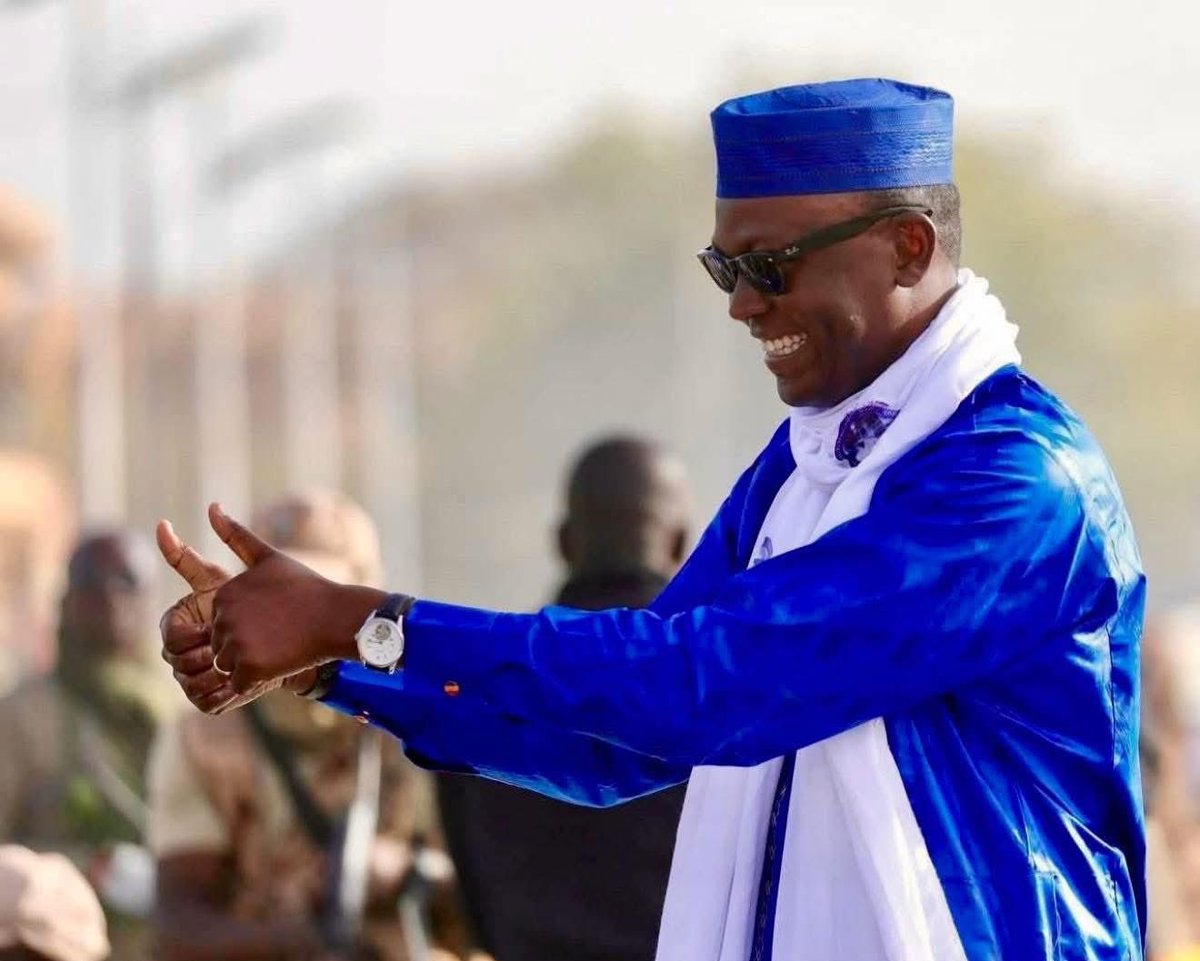 TchadOne's tweet image. #Tchad 🇹🇩 Exclusif ‼️ | Acculé et fragilisé, le régime de Mahamat Kaka prépare un « dialogue politique » de survie

Selon des sources TchadOne à la présidence et dans les cercles proches de l’opposition, le régime de Mahamat Kaka prépare discrètement un nouveau « dialogue