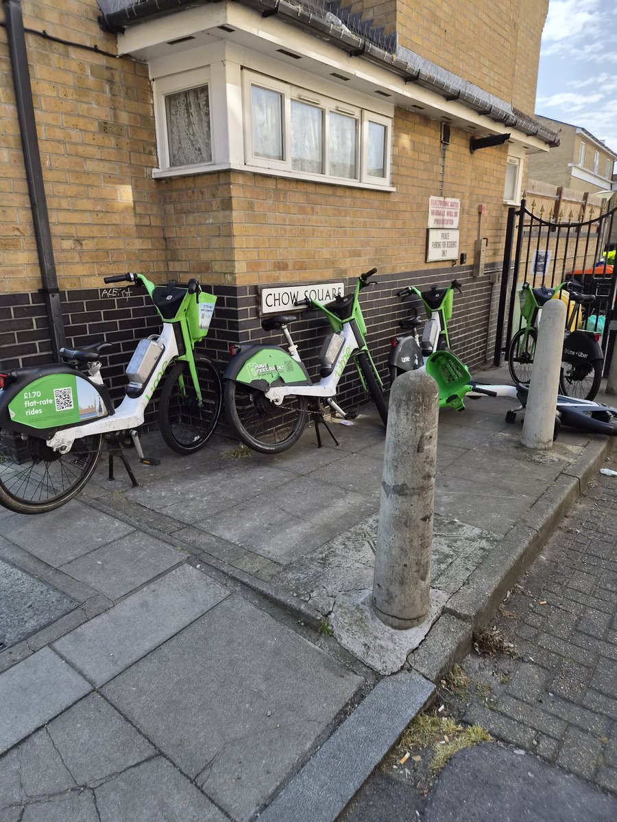 HackneyLoveross's tweet photo. @hackneycouncil @limebike https://t.co/wwZtjnlnEP